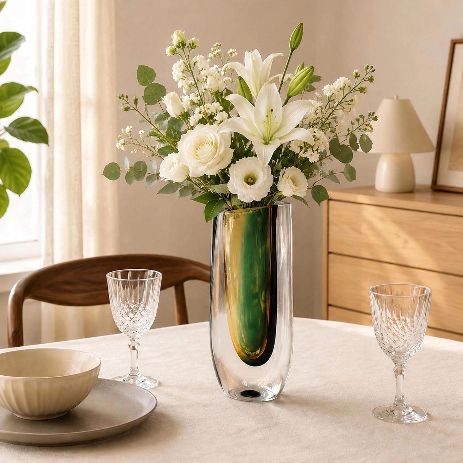Sail-Shaped Handcrafted Glass Vase — Clear
