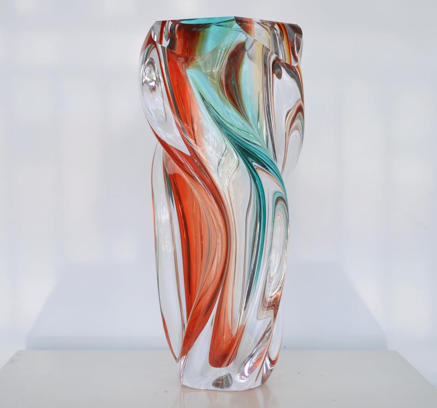 Twisted Swirl Art Glass Vase — 12 in Tall, Multicoloured
